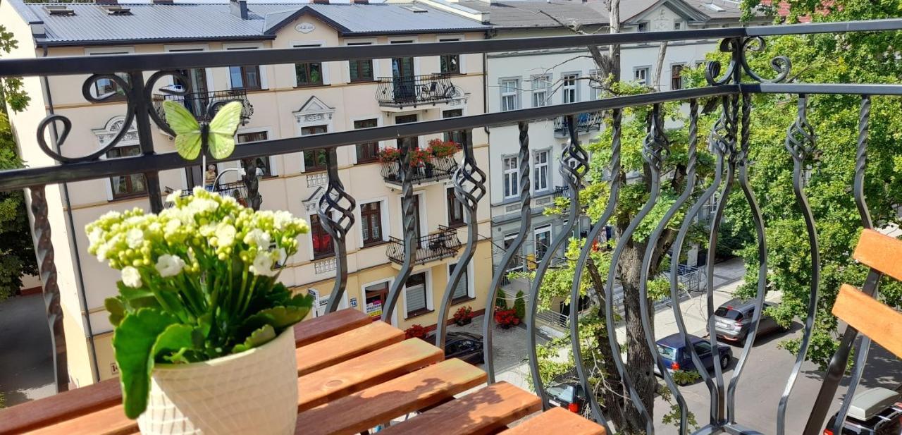 Apartament Black Sea 2 Rooms - Pokoje 斯维诺乌伊希切 外观 照片