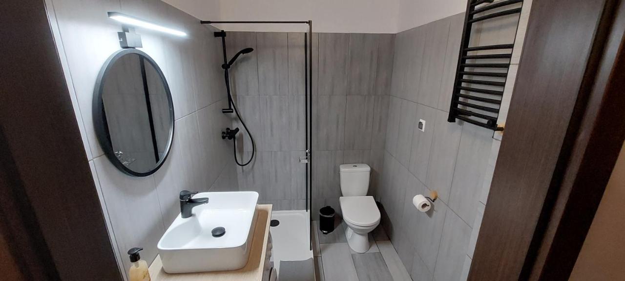 Apartament Black Sea 2 Rooms - Pokoje 斯维诺乌伊希切 外观 照片